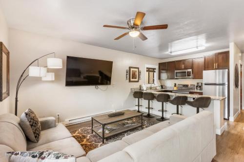 West Yellowstone Apartment | The Yellowstone Hideaway Unit A