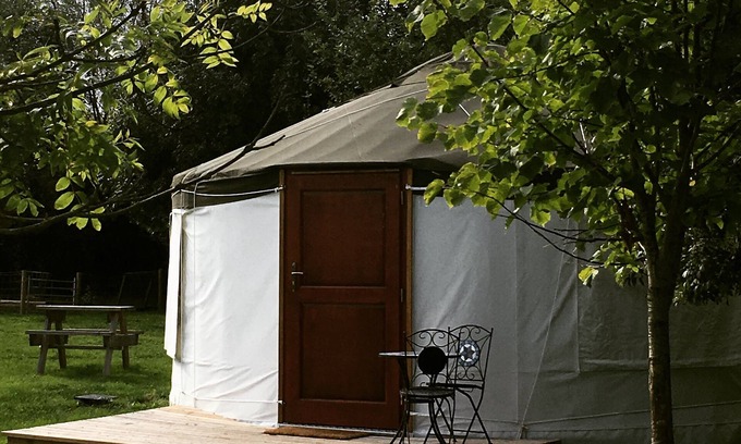 East Huntspill Ski Chalet | The Yurt - A modernised yurt with four poster bed and bathroom