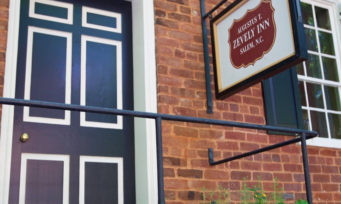 Winston - Salem Bed & Breakfast | The Zevely Inn
