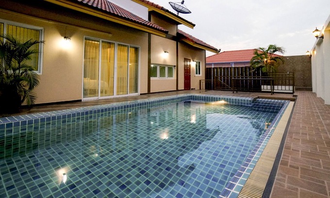 South Pattaya Villa | Thepprasit Cosy