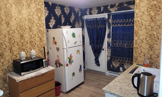 Laval Apartment | This apartment is a 1 bedroom(s), 1 bathrooms, located in Laval, QC.
