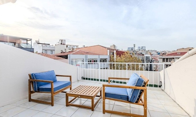 Nisantasi Apartment | This apartment is a 1 bedroom(s), 1 bathrooms, located in Şişli, İstanbul.