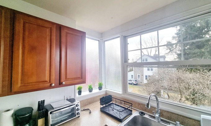 Elkins Park Apartment | This apartment is a 1 bedroom(s), 1 bathrooms, located in Elkins Park, PA.