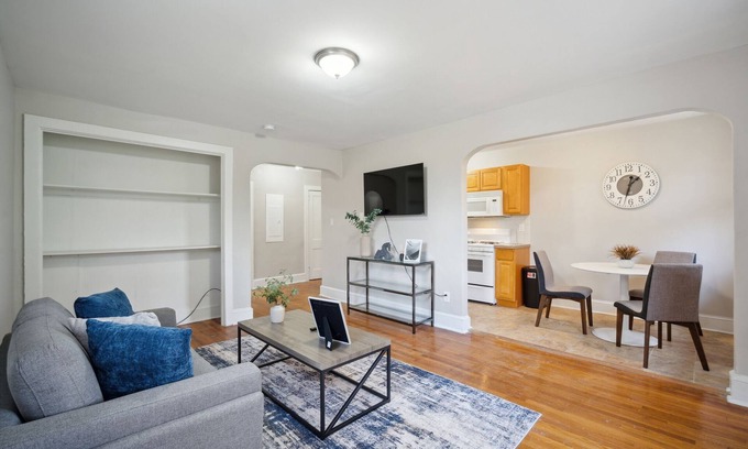 Germantown Apartment | This apartment is a 1 bedroom(s), 1 bathrooms, located in Philadelphia, PA.