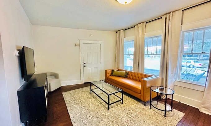 Marion Apartment | This apartment sits across the street from the school