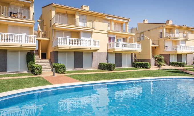 San Jorge Apartment | This comfortable apartment is located in one of the best golf resorts north of Castellón and is a pa