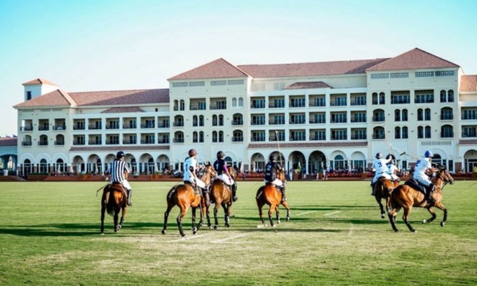 Dubai Resort | This Dubai polo resort is the epitome of opulence and 5-star accommodations