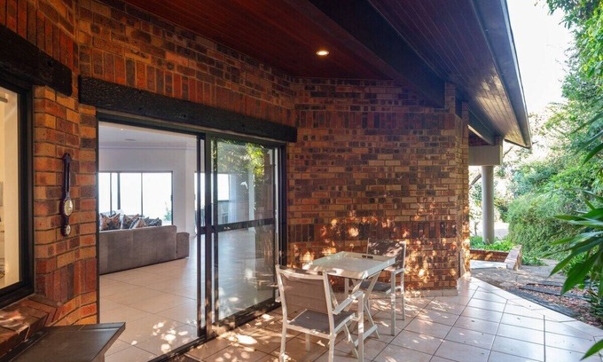Port Zimbali House | This house is a 2 bedroom(s), 2 bathrooms, located in Dolphin Coast, KwaZulu-Natal.