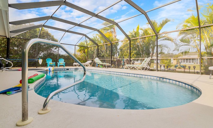 Oakland Hills House | This house is a 3 bedroom(s), 2 bathrooms, located in Rotonda West, FL.