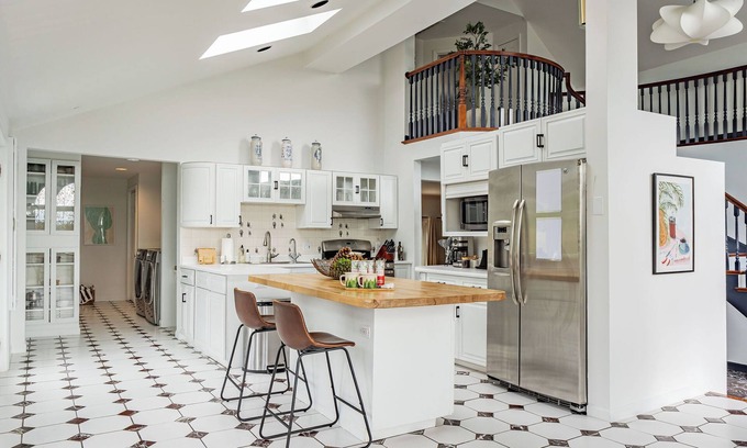 Taghkanic House | This house is a 4 bedroom(s), 4 bathrooms, located in craryville, NY.