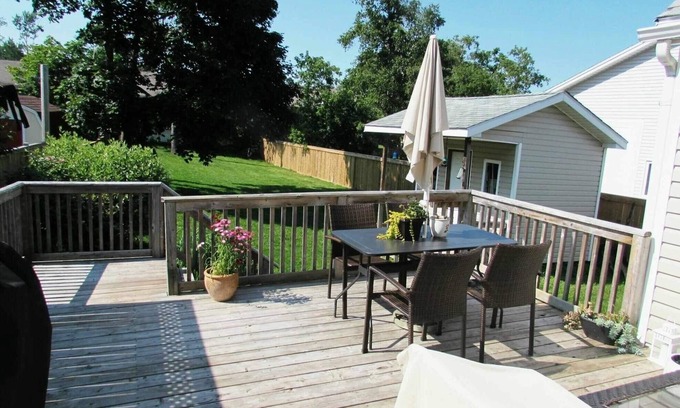 Charlottetown House | This is a family and pet friendly, non smoking home located in Charlottetown