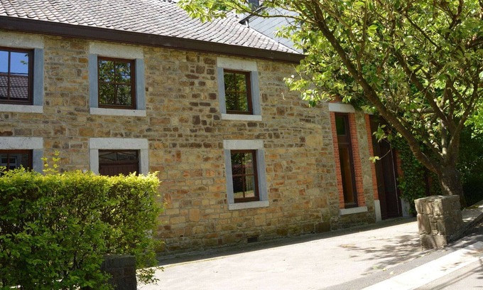 Grimonster House | This plain house is very suitable for groups