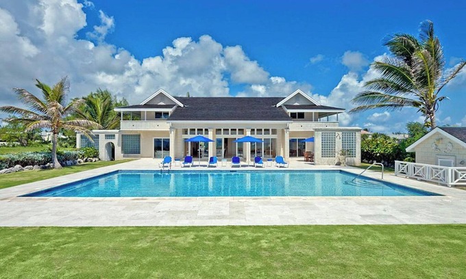Long Bay House | This stunning 5 bedroom mansion, located on the serene East Coast of Barbados