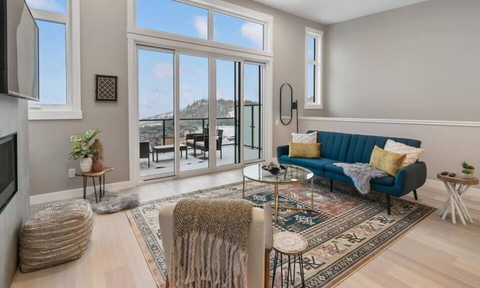McKinley House | This townhouse is a 2 bedroom(s), 2.5 bathrooms, located in Kelowna, BC.
