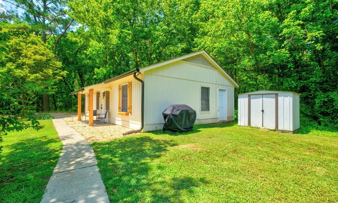 Newnan Villa | This villa is a 5 bedroom(s), 8 bathrooms, located in Newnan, GA.