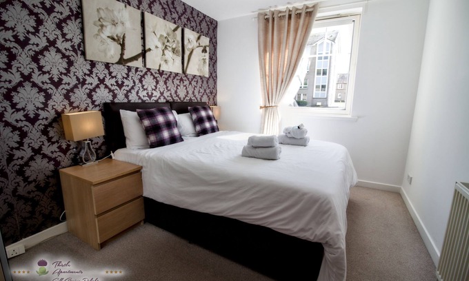 Central Aberdeen Apartment | Thistle Apartments - King's Apartment