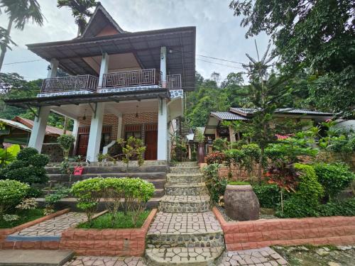 Bukit Lawang House | Thomas' Retreat Bukit Lawang