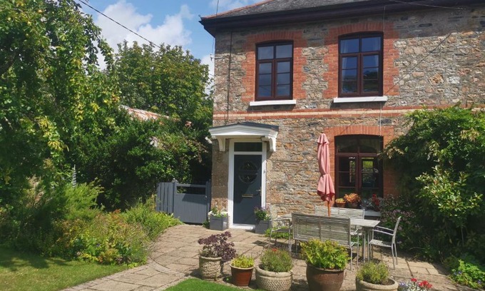 Ermington Bed & Breakfast | Thornham Cottage