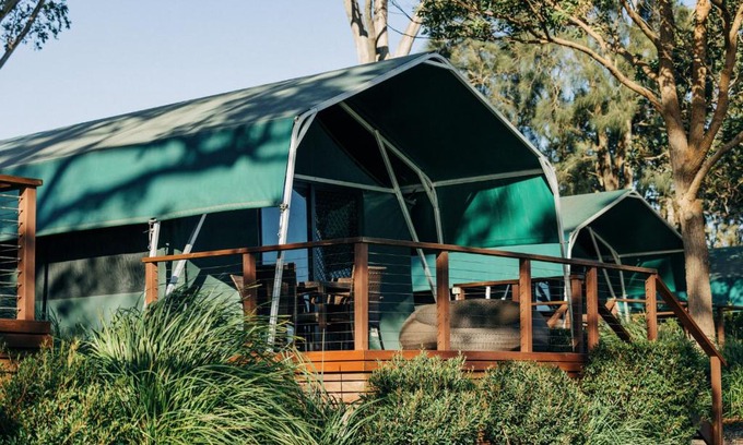 Soldiers Point Resort | Thou Walla Sunset Retreat