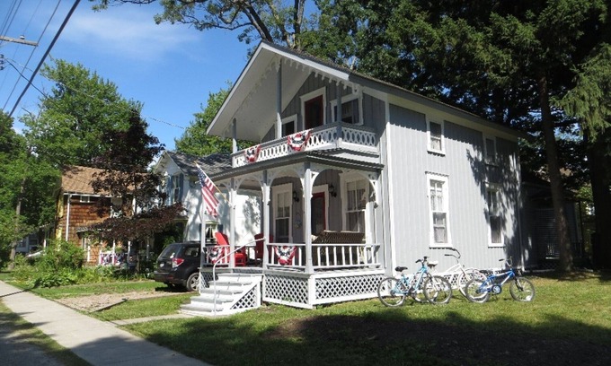 Thousand Island Park Cottage | Thousand Island Park - Great location