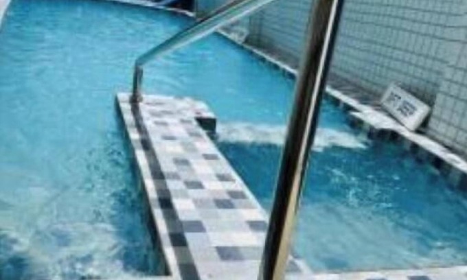 Oyster Bay Apartment | Three-Bedroom Apartment with Balcony 4