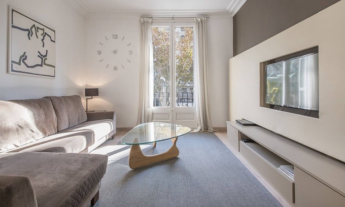 Sant Gervasi Apartment | Three bedroom apartment Diagonal - You Stylish