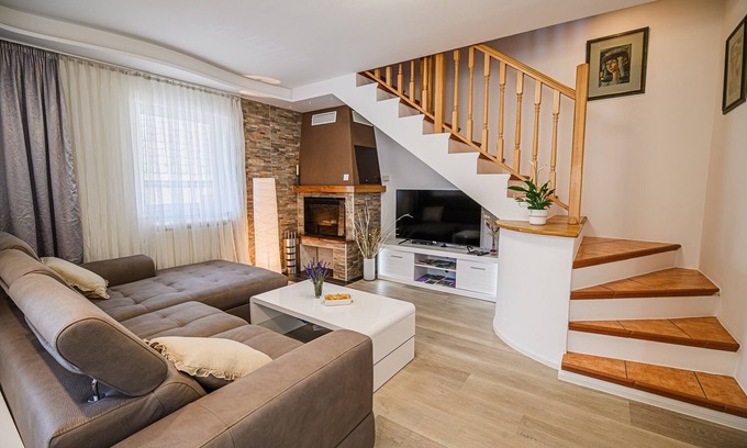 Bovec Apartment | Three Bedroom Apartment 2 with Terrace in Bovec