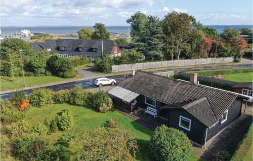 Asserballeskov House | Three-Bedroom Holiday Home In Augustenborg