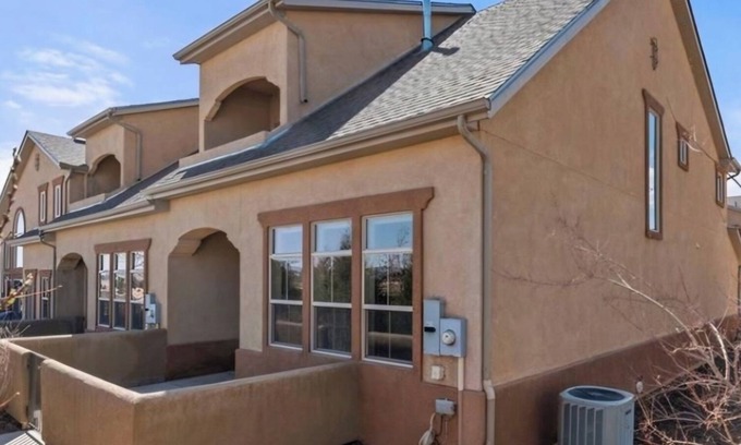 Northgate House | Three Bedroom Luxury Escape