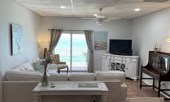 Pensacola Beach Condo | Three bedrooms with a Gulf Front view at Sans Souci!