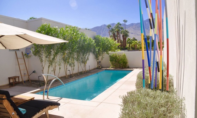 Palm Springs House | Three day minimum stay in the summer. Week long stays are 10% off.