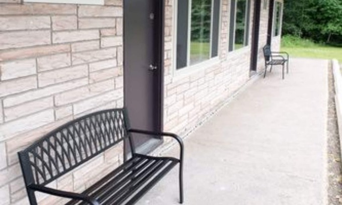Michigamme Hotel | Three Lakes Motel