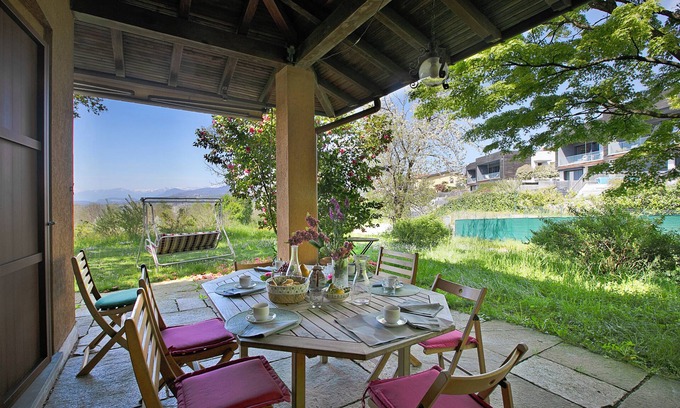 Buguggiate Villa | Three Lakes Villa Varese, Buguggiate, Italy