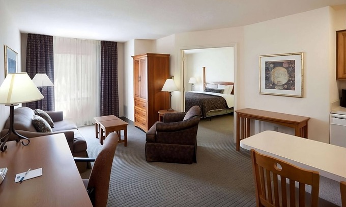Vance Jackson Apartment | THREE Relaxing 1BR Suite with Free Breakfast and Kitchen! Pool, Pets Allowed!