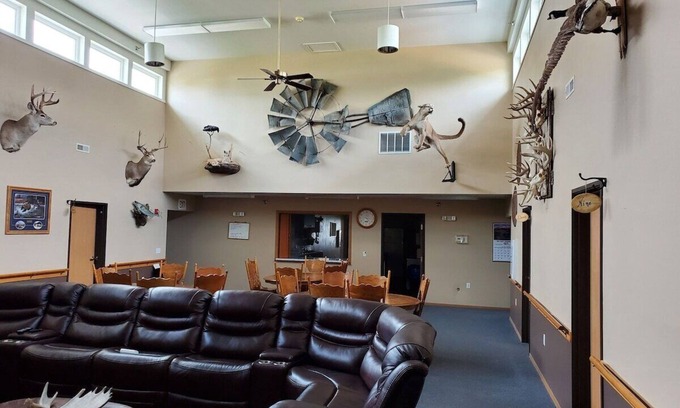 Spencer Cabin | Three Rivers Lodge Room #9