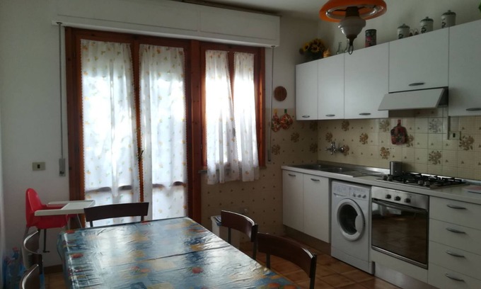 Vada Apartment | Three-room apartment 4 + 2 beds very close to the sea