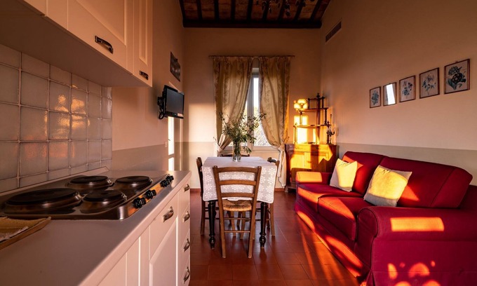 Santa Veneranda Apartment | Three-room apartment in historic country house, sea view, pool, for families
