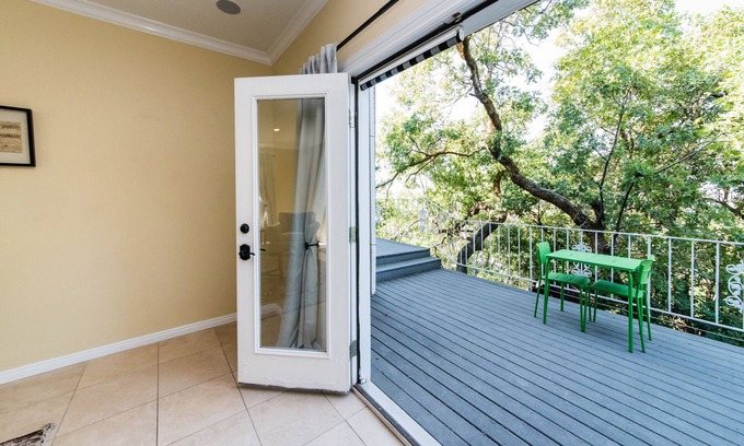 Woodland Estates House | Three stories, great for extended families, amazing views