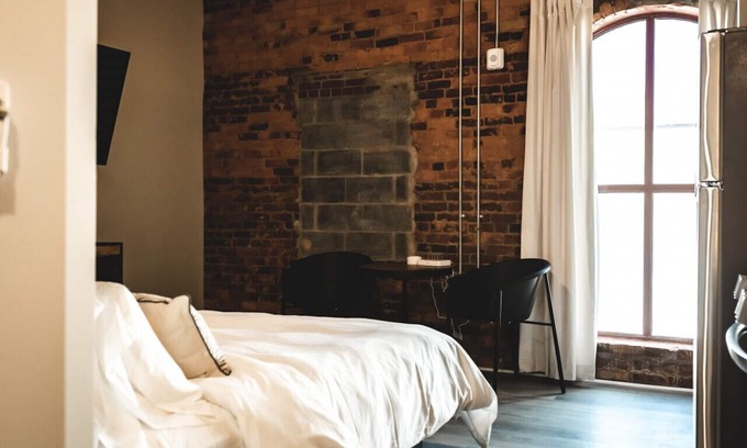 Jonesville Apartment | Three Trails Downtown Elkin, Studio Loft
