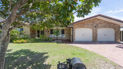 Yamba House | Tide Change - Pet Friendly