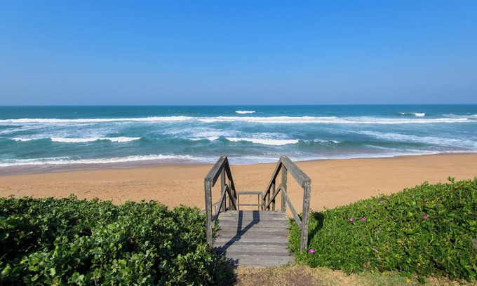 Umhlali Beach House | Tiffany Beach Salt Rock: A beautiful beach house, direct access to the beach.