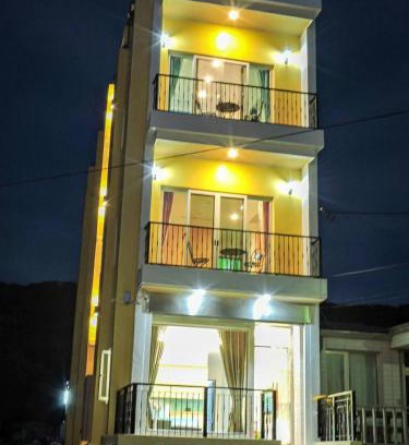 Eluan House | Tiffany Homestay