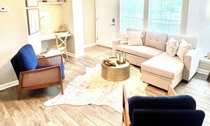 Auburn Condo | Tiger Tails and Toomer's Trails, 2 Bedroom, CLOSE TO CAMPUS! WAR EAGLE!
