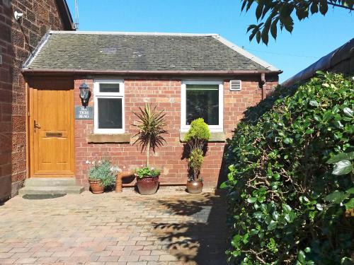 Troon House | Tigh Beag