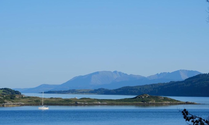 Tighnabruaich Apartment | Tighnabruaich Duplex Apartment - Sea Views