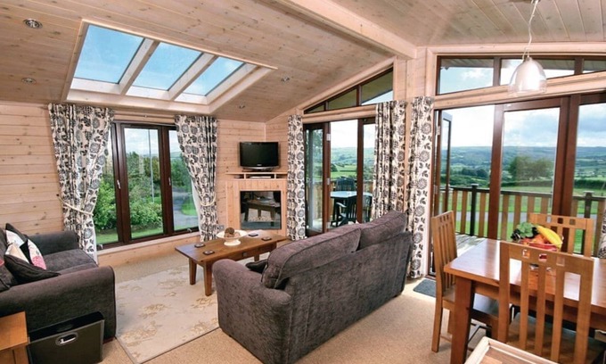 Llanfair Caereinion House | Timber clad holiday home with one double and one twin.