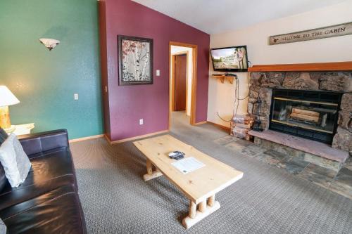 Estes Park Ski Chalet | Timber Creek Chalets- 12 chalet