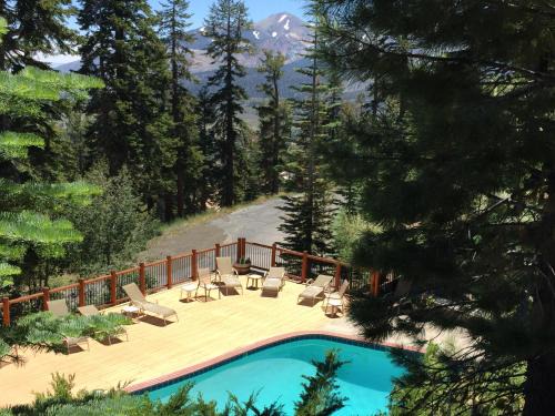 Mammoth Lakes Apartment | Timber Ridge Resort by 101 Great Escapes