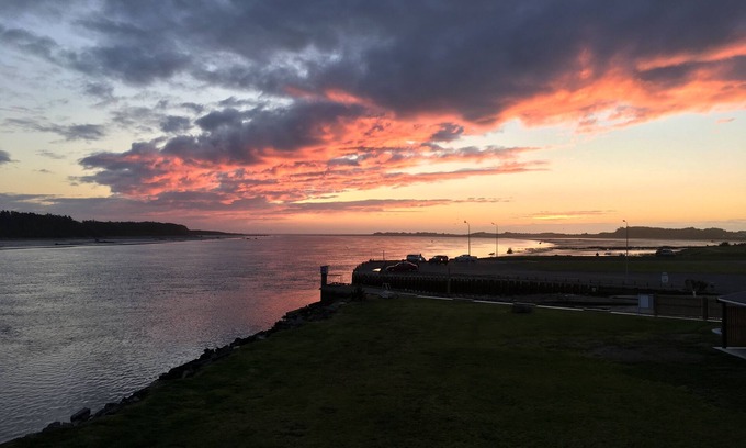 Foxton Beach House | 'Time Out' in Foxton Beach - Child and Pet friendly