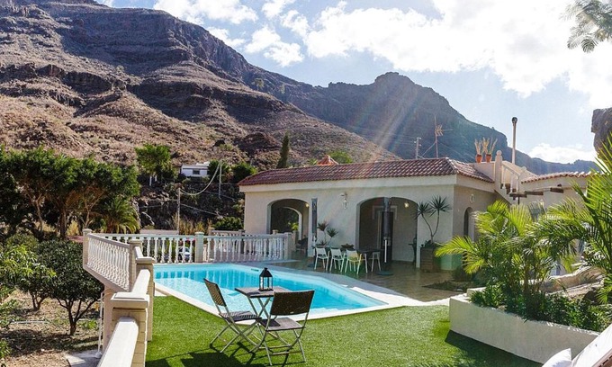 Los Palmitos House | Time To Experience